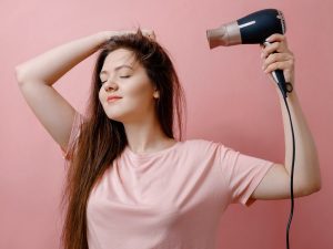وز شدن مو در حین خشک کردن