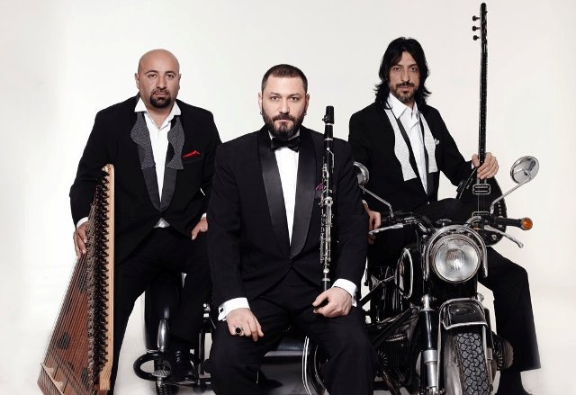 گروه موسیقی تکسیم تریو ( Taksim Trio )